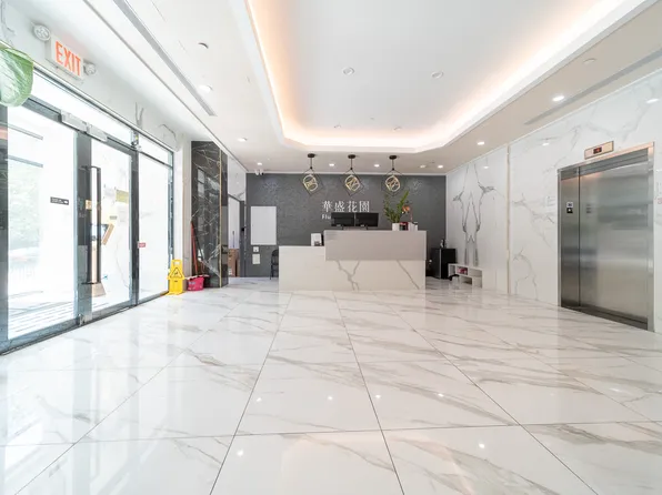 144-27 Sanford Avenue image 17 of 18