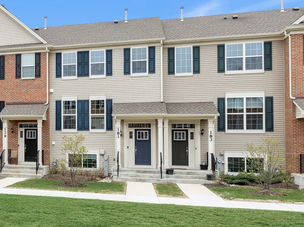 181 Lakeshore Dr, Oswego, IL 60543