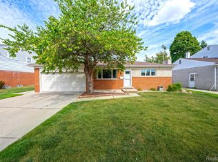 29736 Warner Ave, Warren, MI 48092