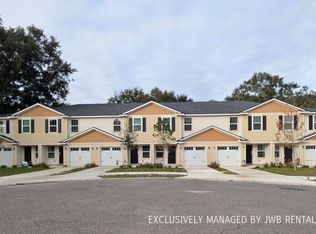 8266 Halls Hammock Ct, Jacksonville, FL 32244
