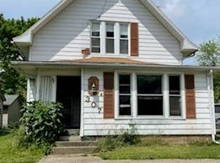 307 S Walters St, Robinson, IL 62454