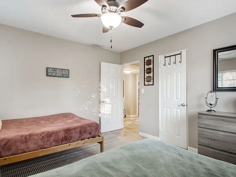 805 West St #B — Photo 22