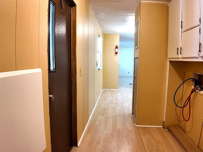 251 Oakdale Dr — Photo 28