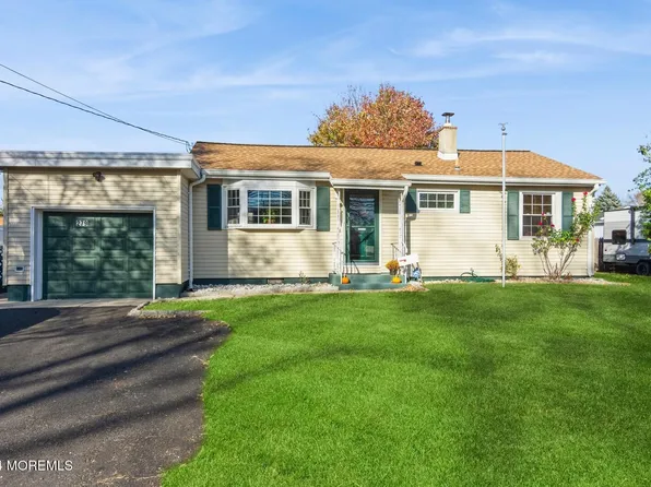 279 Middle Road, Hazlet, NJ 07730