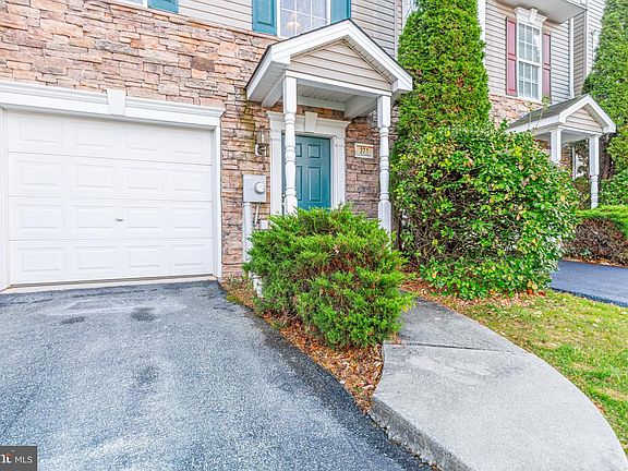 2nd image of 374 Bruaw Dr