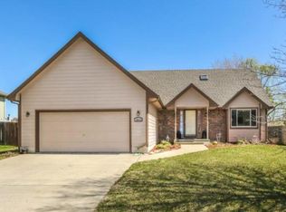 2912 Gill Ave, Lawrence, KS 66047