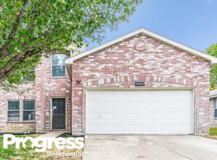 8000 Canoe Ridge Ln, Denton, TX 76210