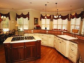 5th image of 1301 Layor Ct