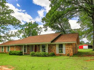 329 Fern Lake Rd, Marshall, TX 75672