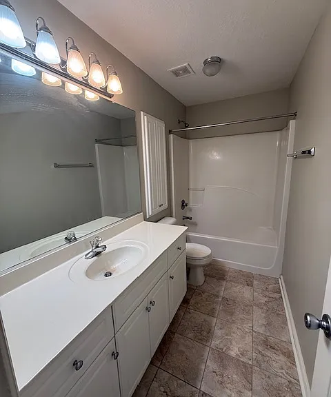 235 High Point Way #1 — Photo 9