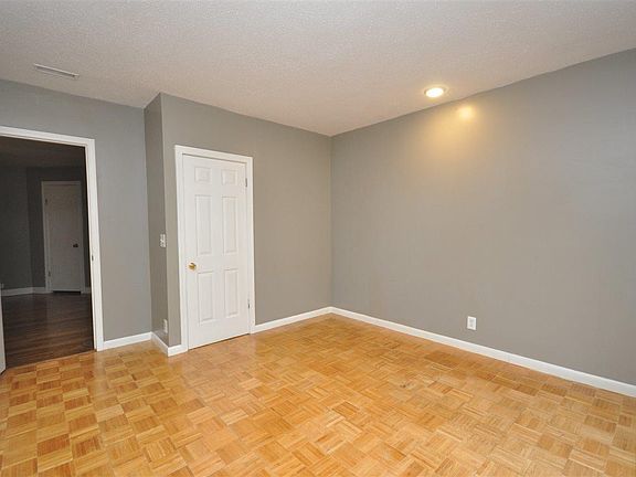 3rd image of 707 Pine St