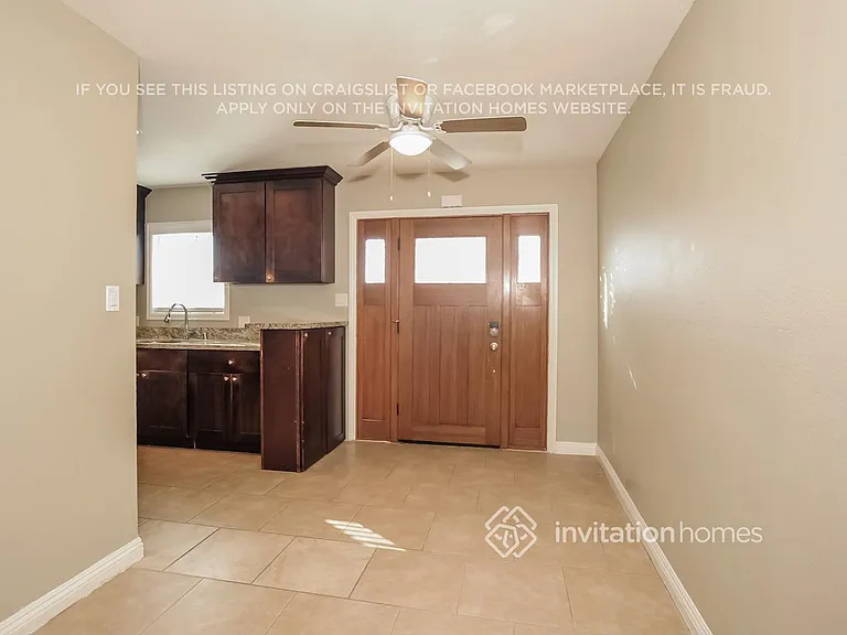 1018 W G St — Photo 7