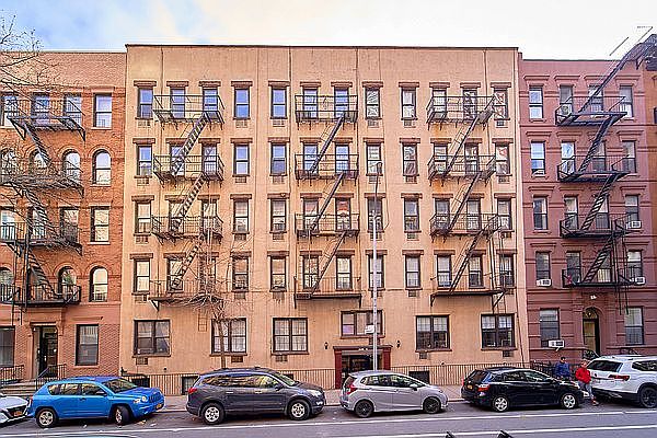 1st image of 306 E 91st St #2H