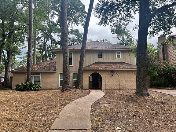 2nd image of 3810 Highpines Dr