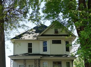 1821 16th St, Rock Island, IL 61201