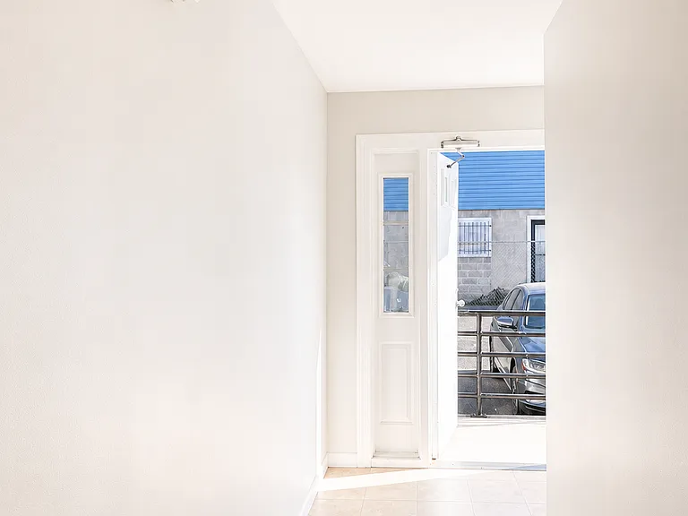 394 S 6th St #2L — Photo 13