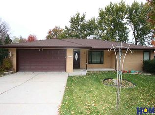 5551 Venture Dr, Lincoln, NE 68521