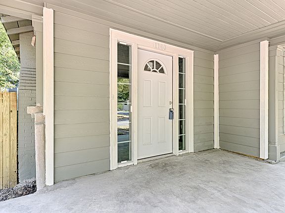 3rd image of 1140 S Oak Cliff Blvd
