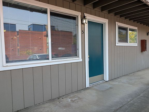 2nd image of 235 E 2nd Ave APT 5