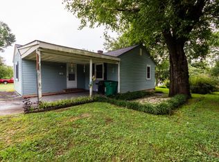 702 Commons St, Tuscumbia, AL 35674