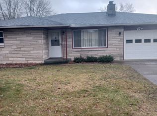 711 Hillside Dr, Anderson, IN 46011