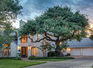 9 Inwood Cliffs Dr, San Antonio, TX 78248