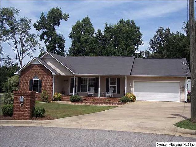 1st image of 299 Pebble Creek Dr