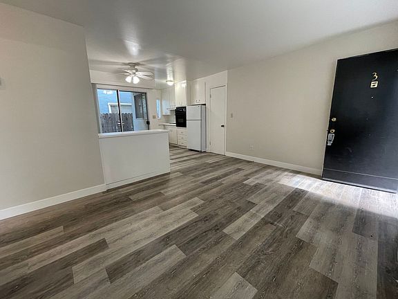 4th image of 2717 O St #3