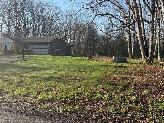 2nd image of 8466 Whipporwill Rd