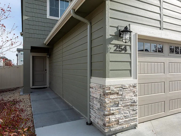 254 S Riggs Spring Ave — Photo 24