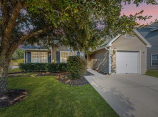 214 Avonshire Dr, Summerville, SC 29483