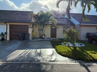 5686 Barnstead Cir, Lake Worth, FL 33463