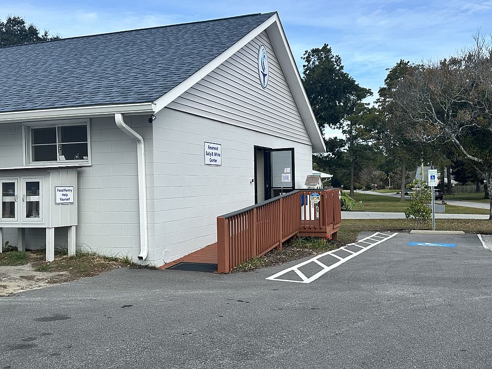 Side Building