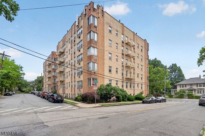 1st image of 19 Lyons Ave #204