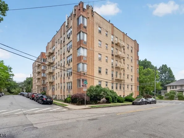 19 Lyons Ave #204, Newark City, NJ 07112