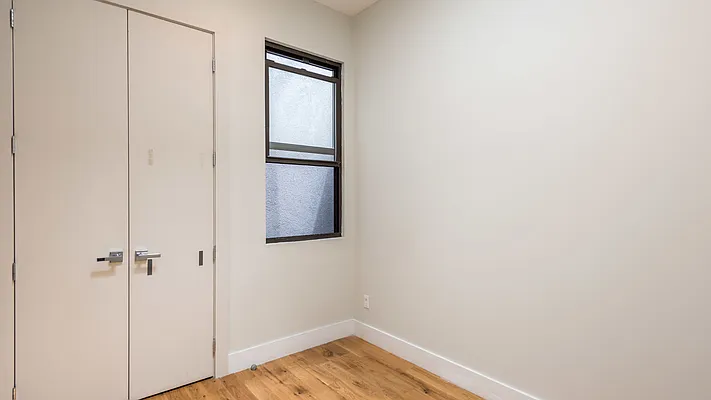 Rented by Nooklyn NYC LLC | media 2