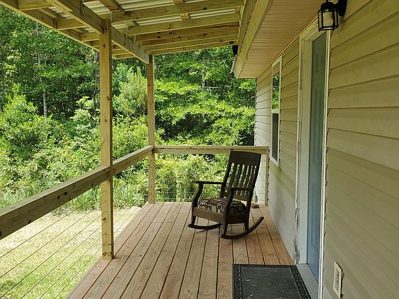 4th image of 20499 Twin Lakes Dr