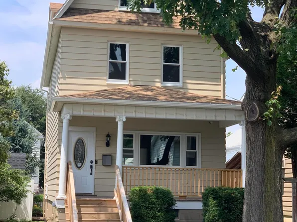 77 S Thomas Ave, Kingston, PA 18704