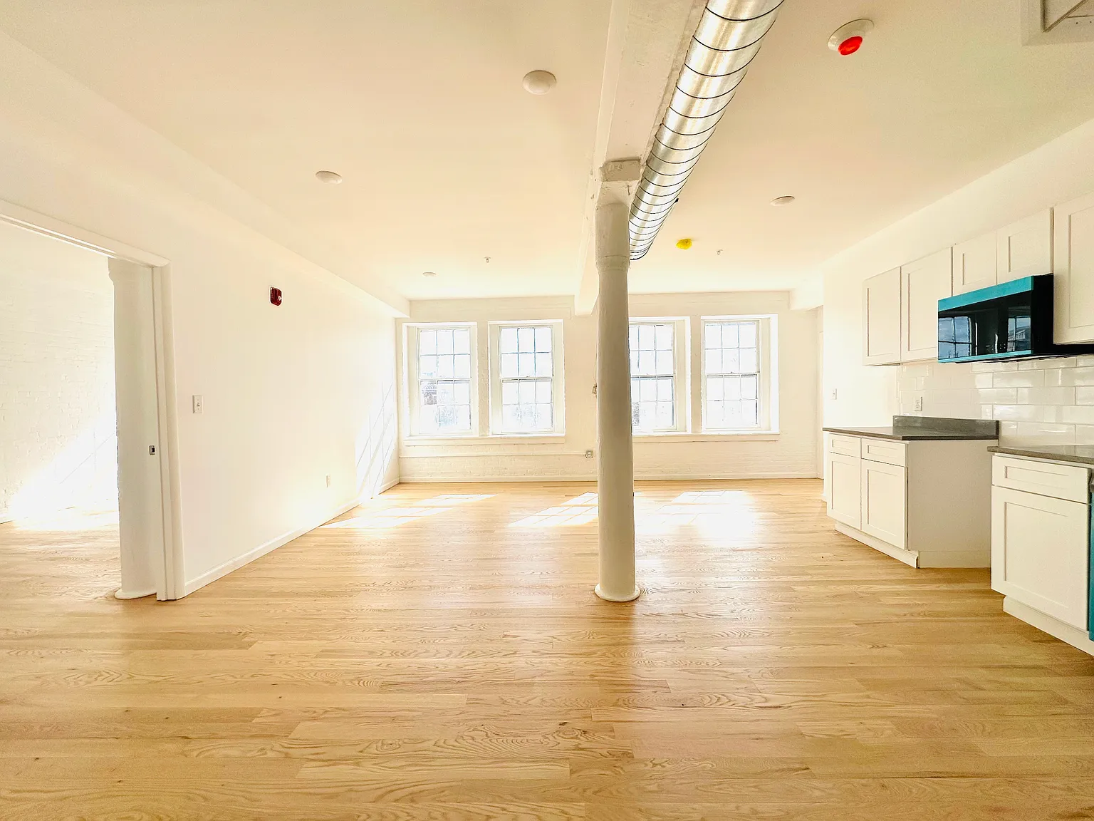 Studio, 1346 sqft, $1,850 — Photo 1