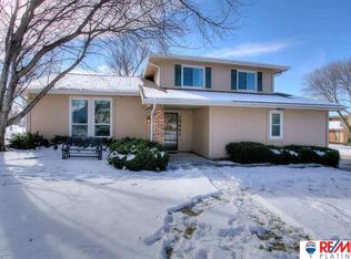 15441 Blackwell Dr, Omaha, NE 68137