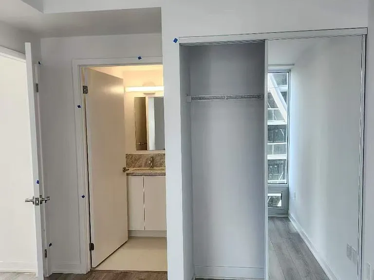 238 Simcoe St #2508 — Photo 4