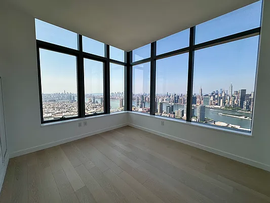 Rented by YouYork Management LLC | media 23