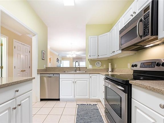 3rd image of 1508 Plantation Point Dr