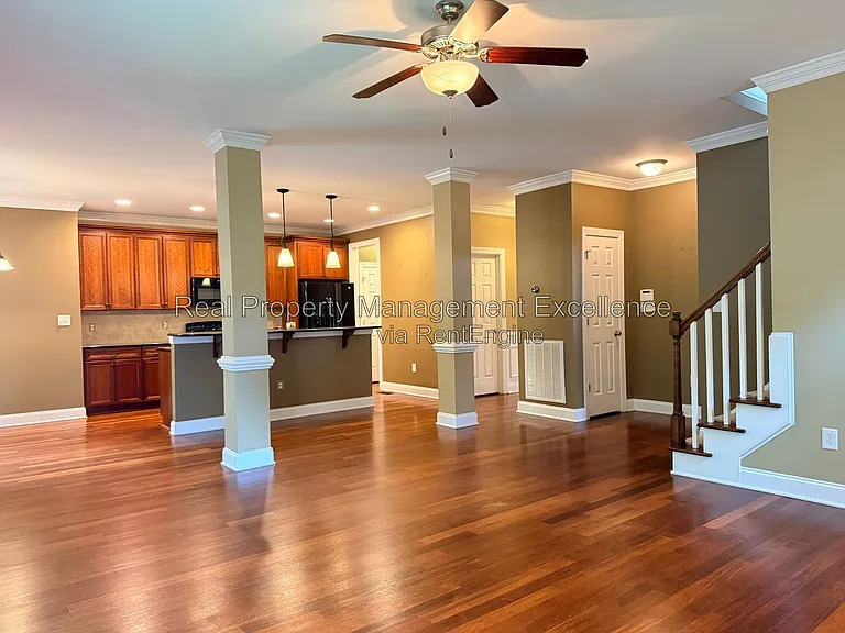 616 Lake Artesia Ln — Photo 25