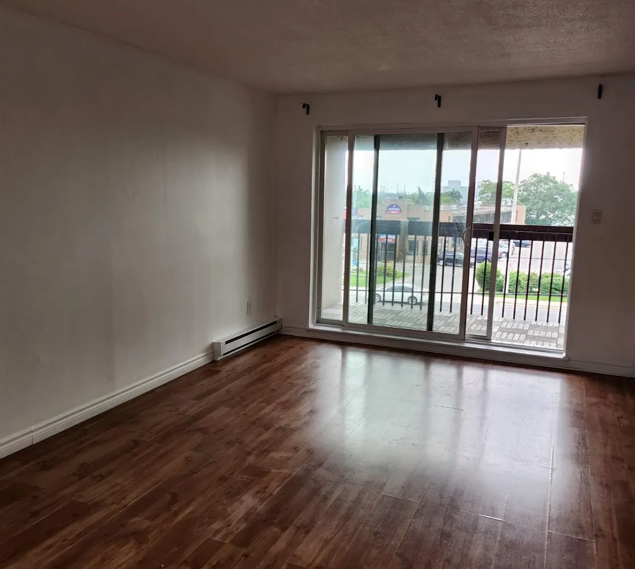 2 bed, $2,450 — Photo 2