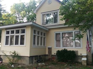 508 W 1st St, Assumption, IL 62510