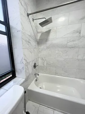 Rented by Bond New York | media 30