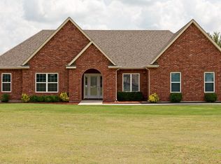 62 SW Crater Creek Rd, Cache, OK 73527