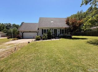 2810 East Old Oak Rd, Poplar Bluff, MO 63901