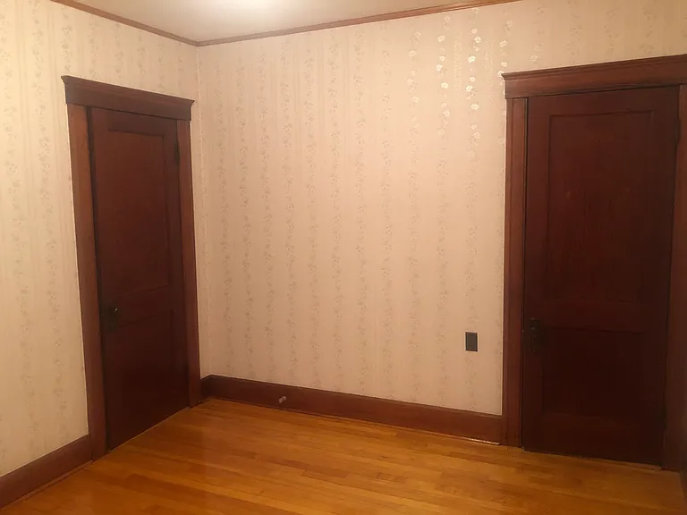 43 Sterling St #2 — Photo 8